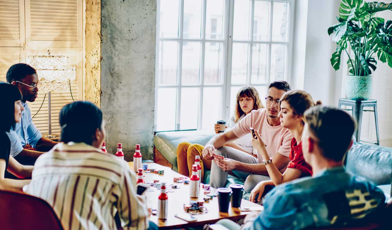 How-To-Meet-Other-Travelers-If-You-Don8217t-Stay-In-A-Hostel how-to-meet-other-travelers-if-you-dont-stay-in-a-hostel