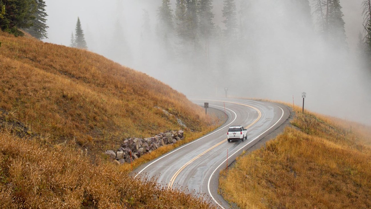 how-to-plan-a-road-trip-to-yellowstone-national-park