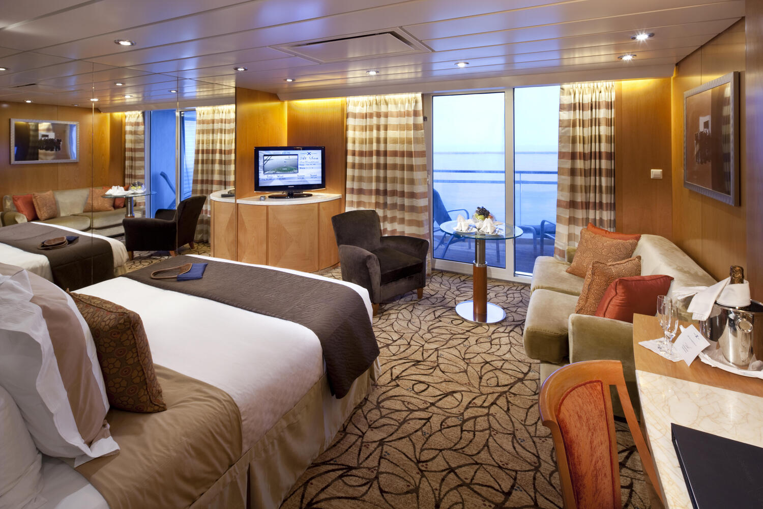 what cruise lines have rooms for 5