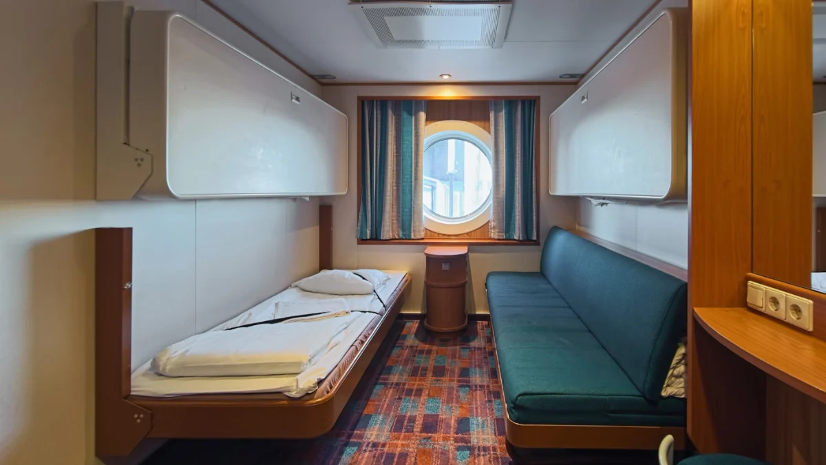 What-Is-An-Upper-Pullman-Bed-On-Carnival-Cruise what-is-an-upper-pullman-bed-on-carnival-cruise