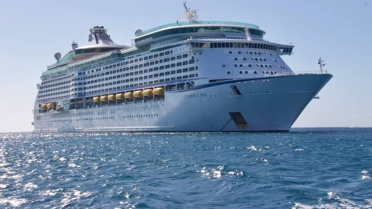 what-is-the-highest-paying-cruise-line