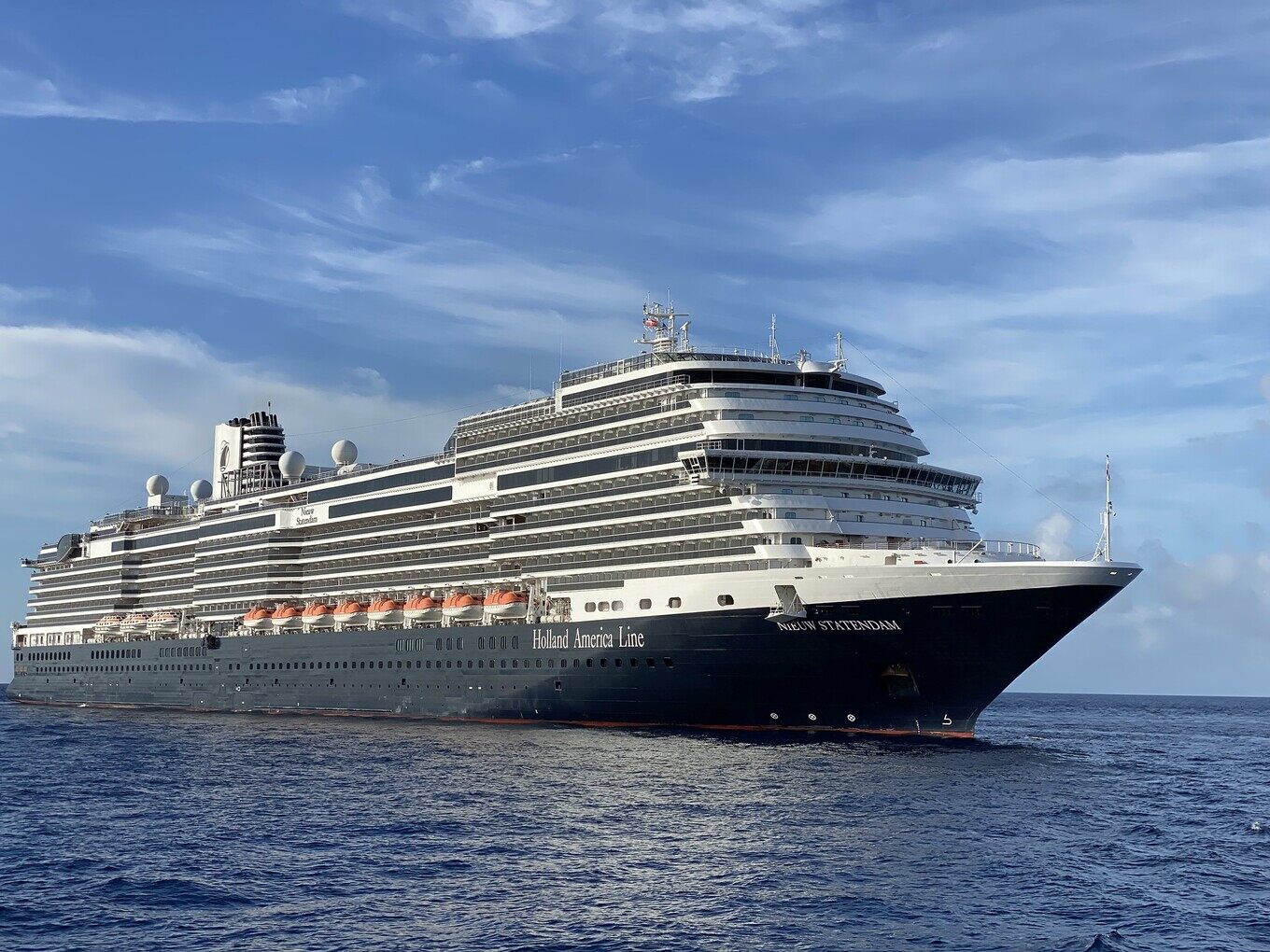 What-Part-Of-The-Cruise-Ship-Is-Best-To-Stay-In what-part-of-the-cruise-ship-is-best-to-stay-in