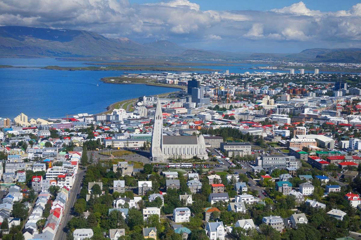 What-To-Do-During-A-Layover-In-Reykjavik what-to-do-during-a-layover-in-reykjavik