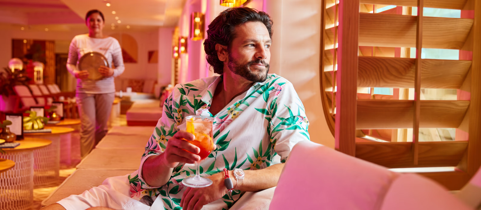 what-to-wear-on-a-virgin-voyage-cruise