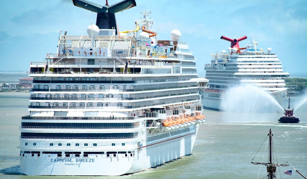 Why-Do-Cruise-Ships-Have-To-Stop-In-A-Foreign-Port why-do-cruise-ships-have-to-stop-in-a-foreign-port