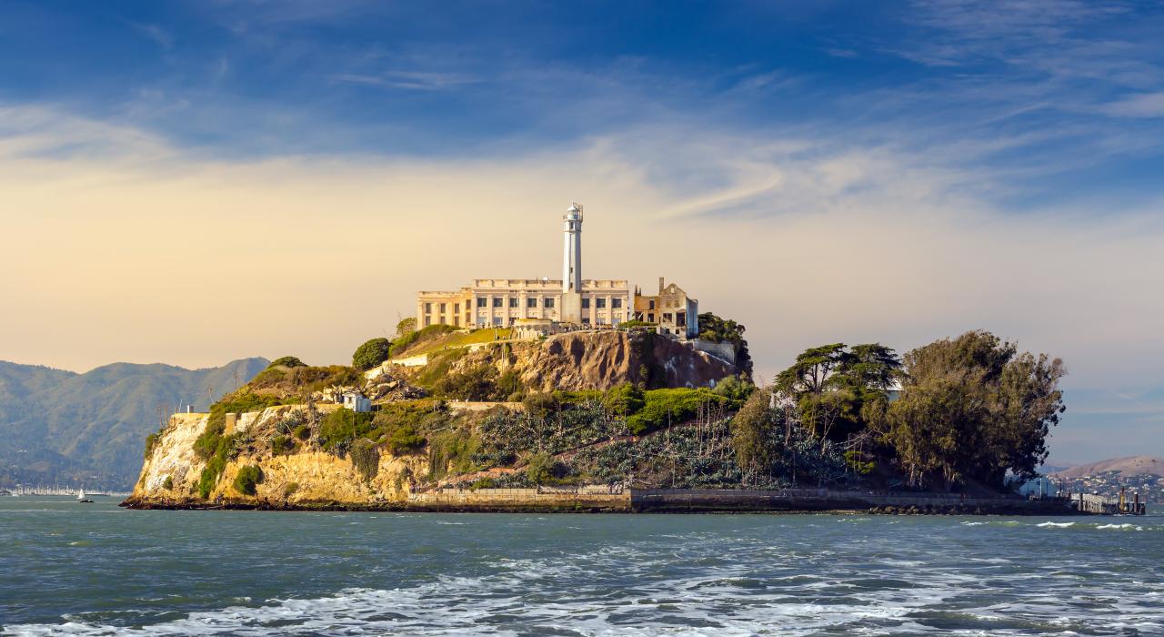 12-Iconic-Landmarks-To-See-In-Carson-California 12-iconic-landmarks-to-see-in-carson-california