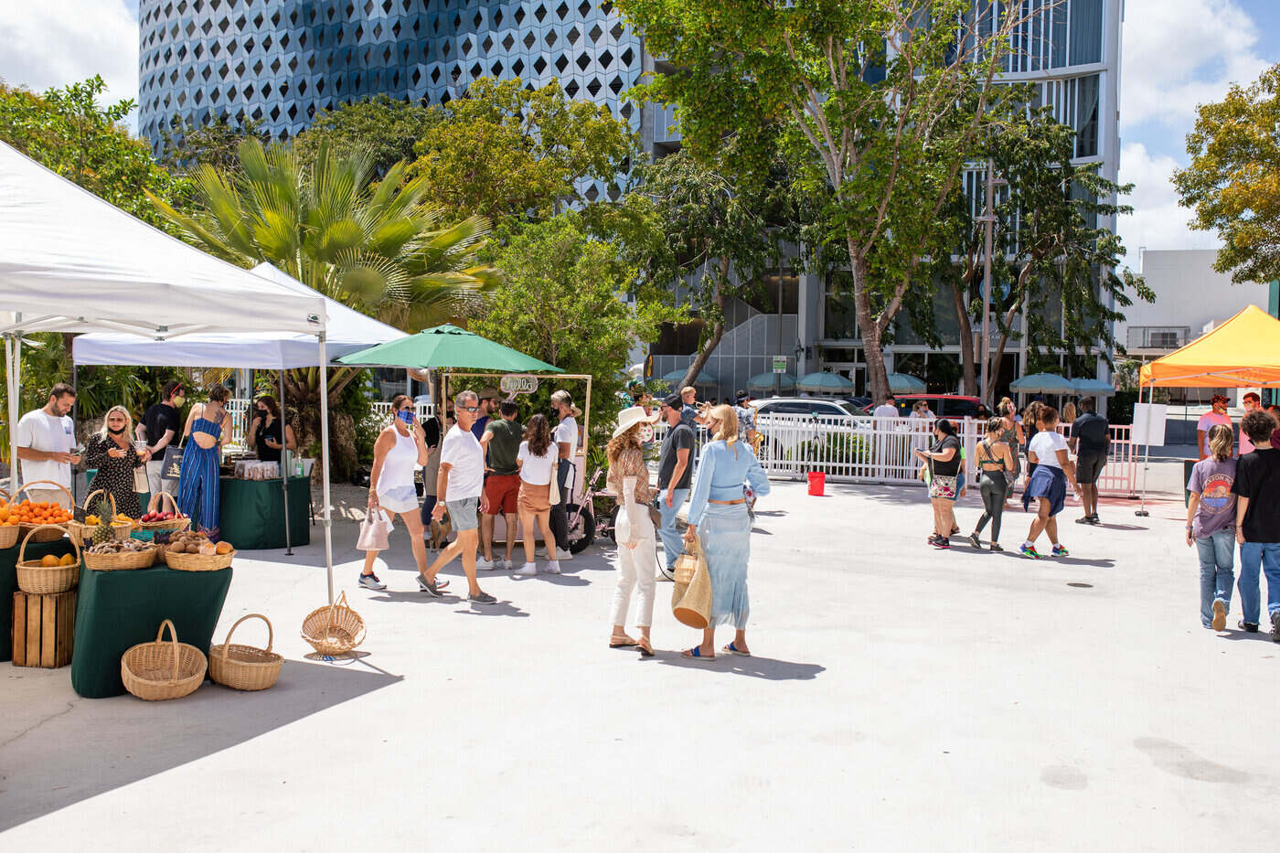5-Outdoor-Markets-To-Shop-In-Coral-Springs-Florida 5-outdoor-markets-to-shop-in-coral-springs-florida