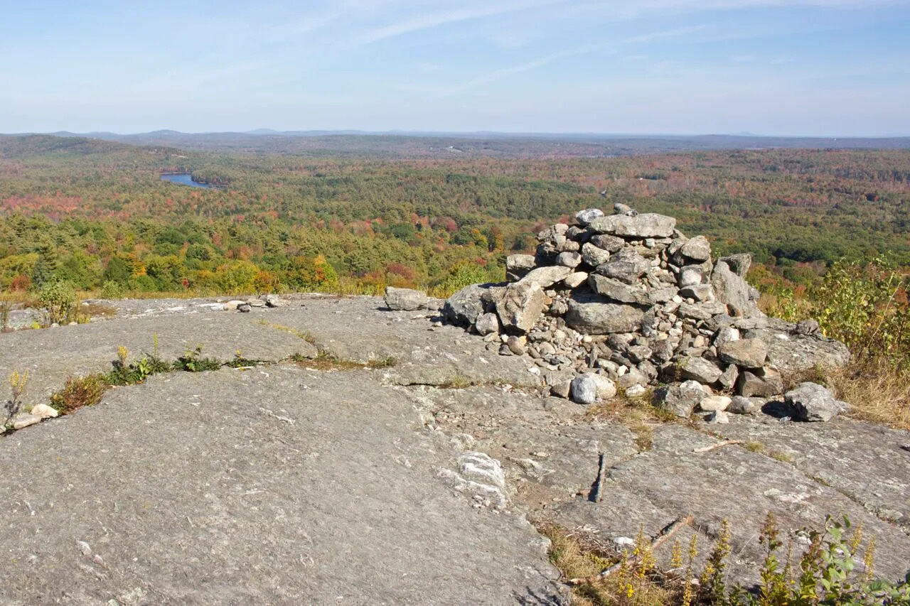 6-Scenic-Hikes-To-Take-In-Methuen-Massachusetts 6-scenic-hikes-to-take-in-methuen-massachusetts
