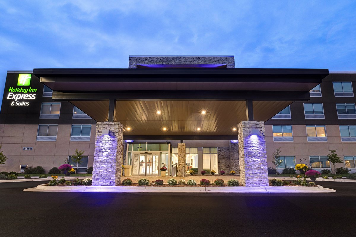 9-Luxurious-Resorts-To-Stay-In-Wyoming-Michigan 9-luxurious-resorts-to-stay-in-wyoming-michigan