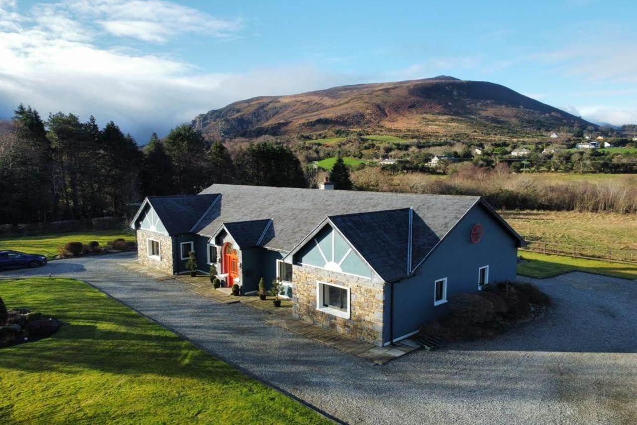 How-Far-Is-Inveraray-Farm-House-B038B-From-Kate-Kearney8217s-Cottage-In-Killarney-Ireland how-far-is-inveraray-farm-house-bb-from-kate-kearneys-cottage-in-killarney-ireland