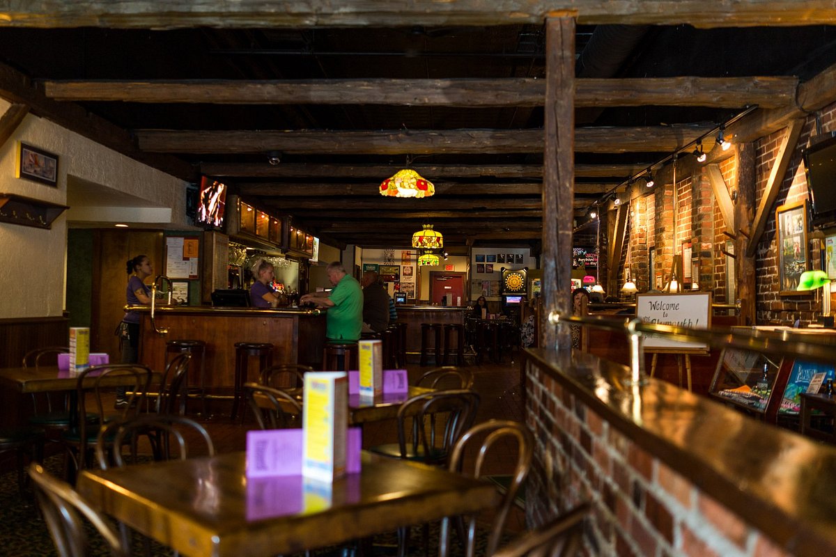 12-best-local-eateries-in-erie-pennsylvania