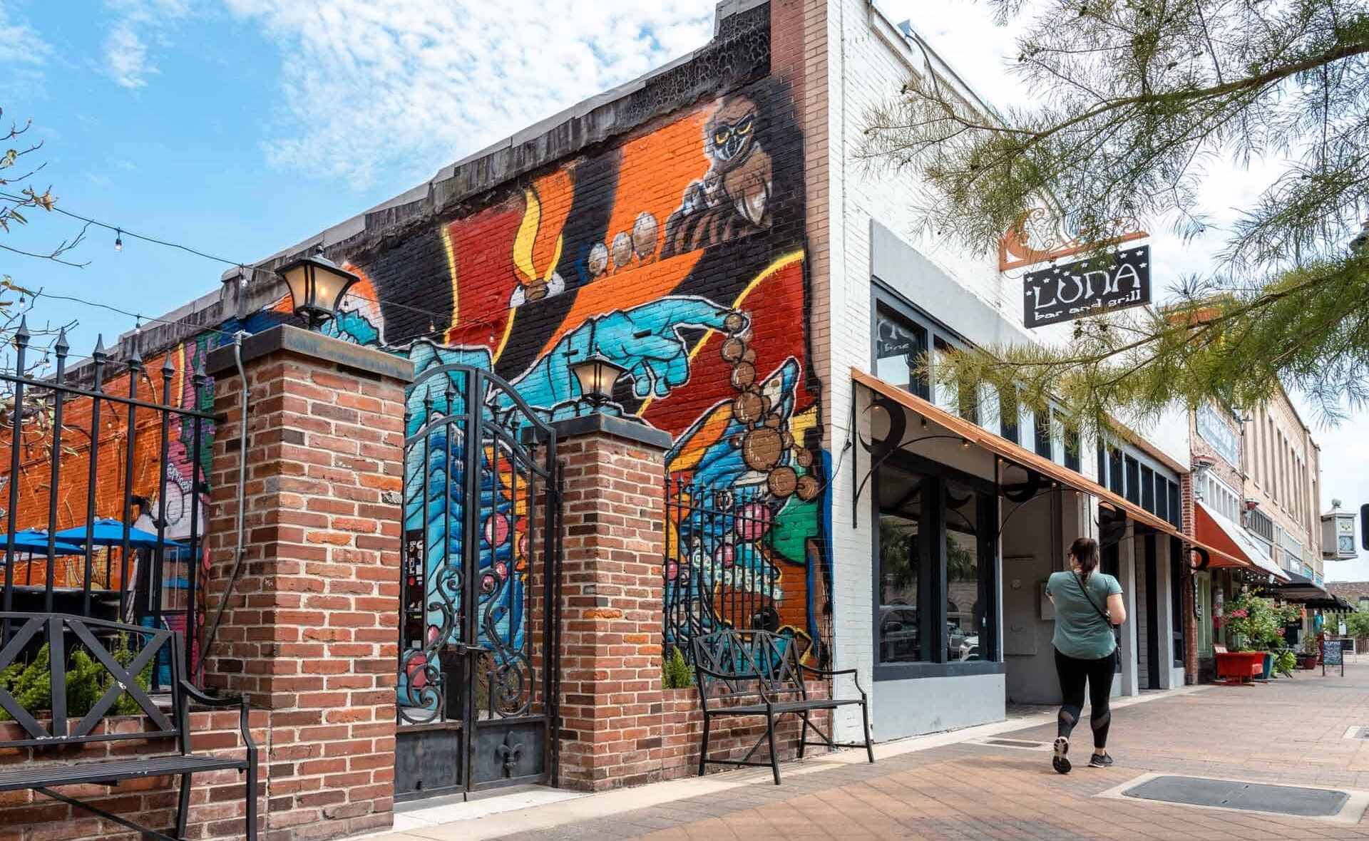 5-Local-Art-Scenes-To-Immerse-In-Lake-Charles-Louisiana 5-local-art-scenes-to-immerse-in-lake-charles-louisiana