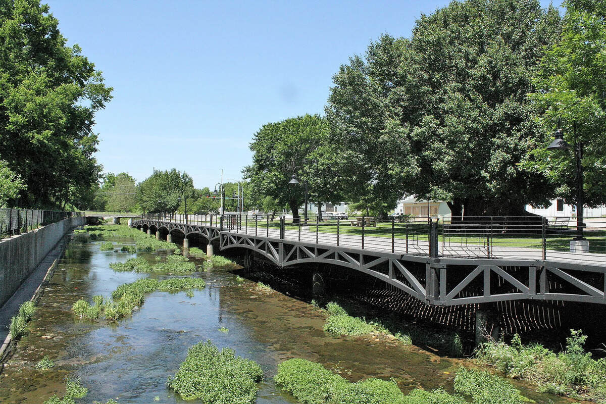 9-iconic-landmarks-to-see-in-springdale-arkansas