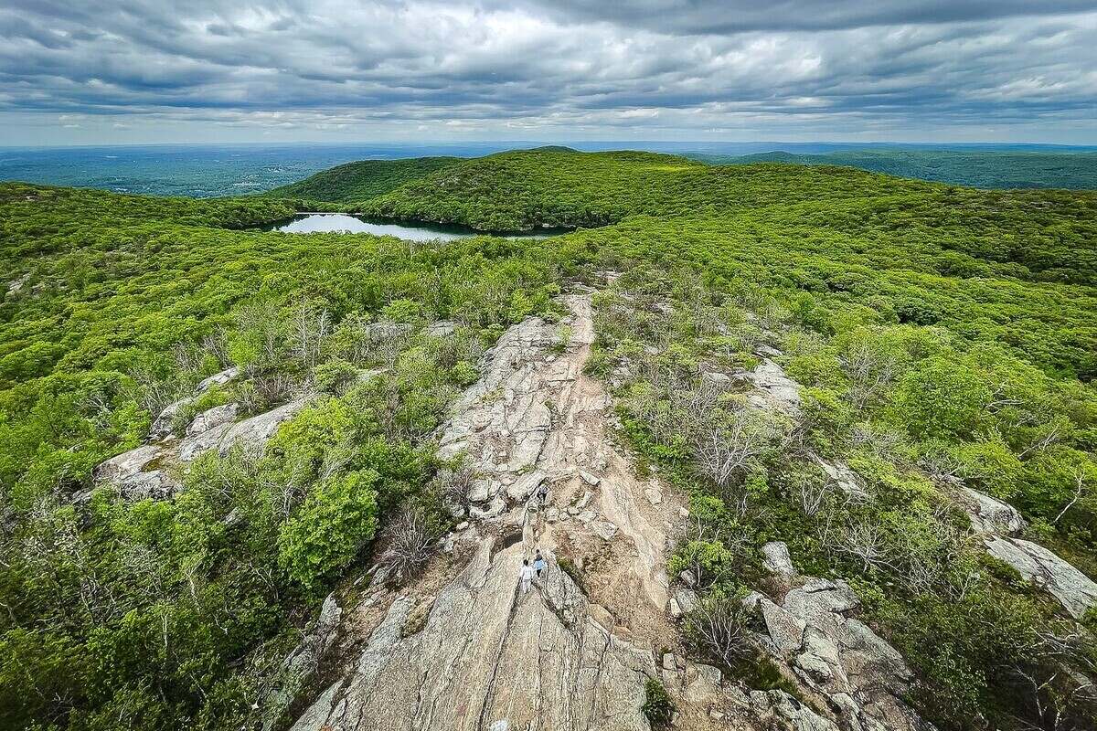 9-scenic-hikes-to-take-in-troy-new-york