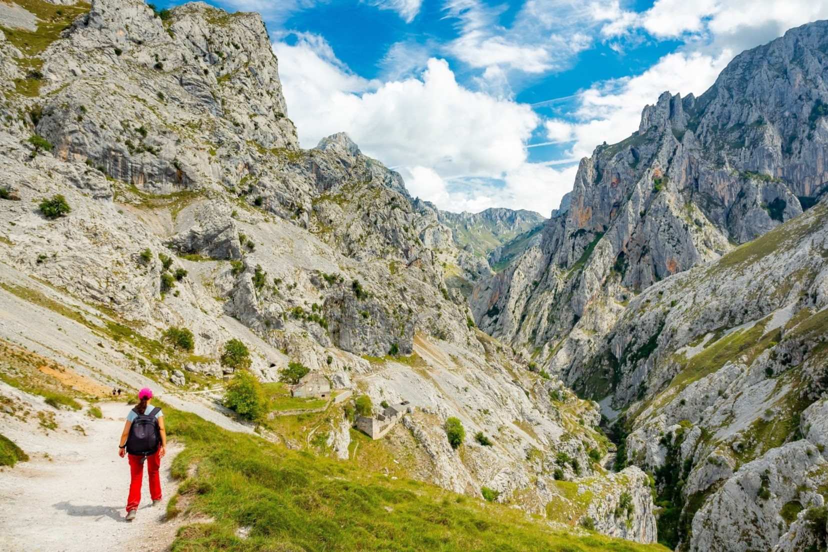 10-Hidden-Gems-For-Hiking-And-Trekking-Adventures-In-Spain 10-hidden-gems-for-hiking-and-trekking-adventures-in-spain