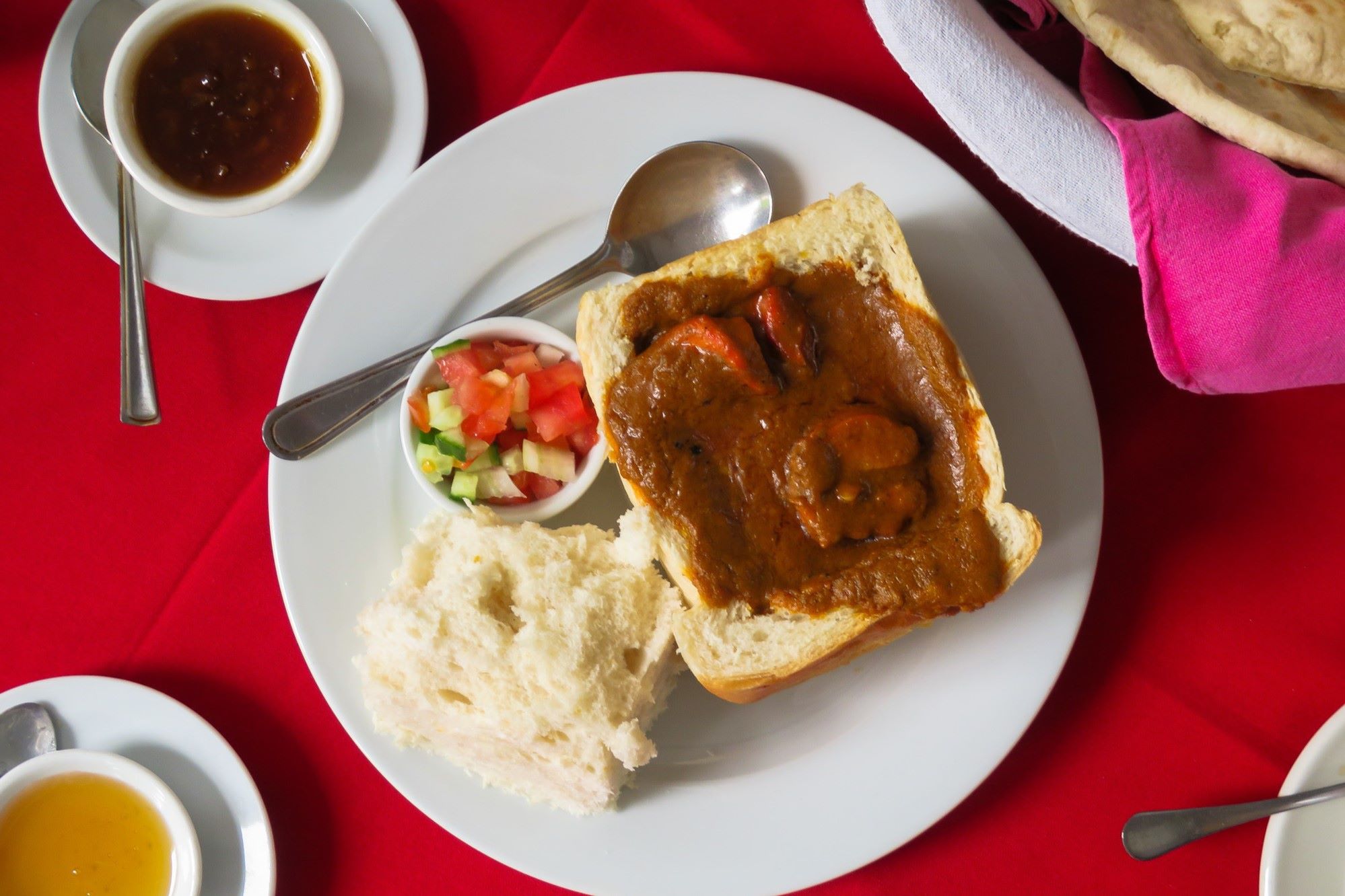 10-must-try-bunny-chow-locations-in-cape-town-that-will-surprise-you