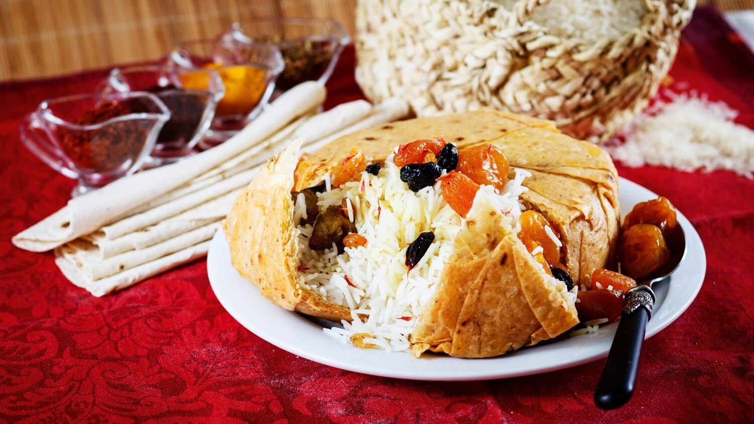 20-mouthwatering-azerbaijani-dishes-you-need-to-try