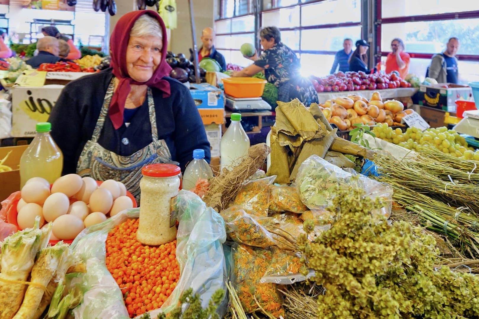 8-Hidden-Gems-Bucharest8217s-Best-Markets-You-Need-To-Visit 8-hidden-gems-bucharests-best-markets-you-need-to-visit