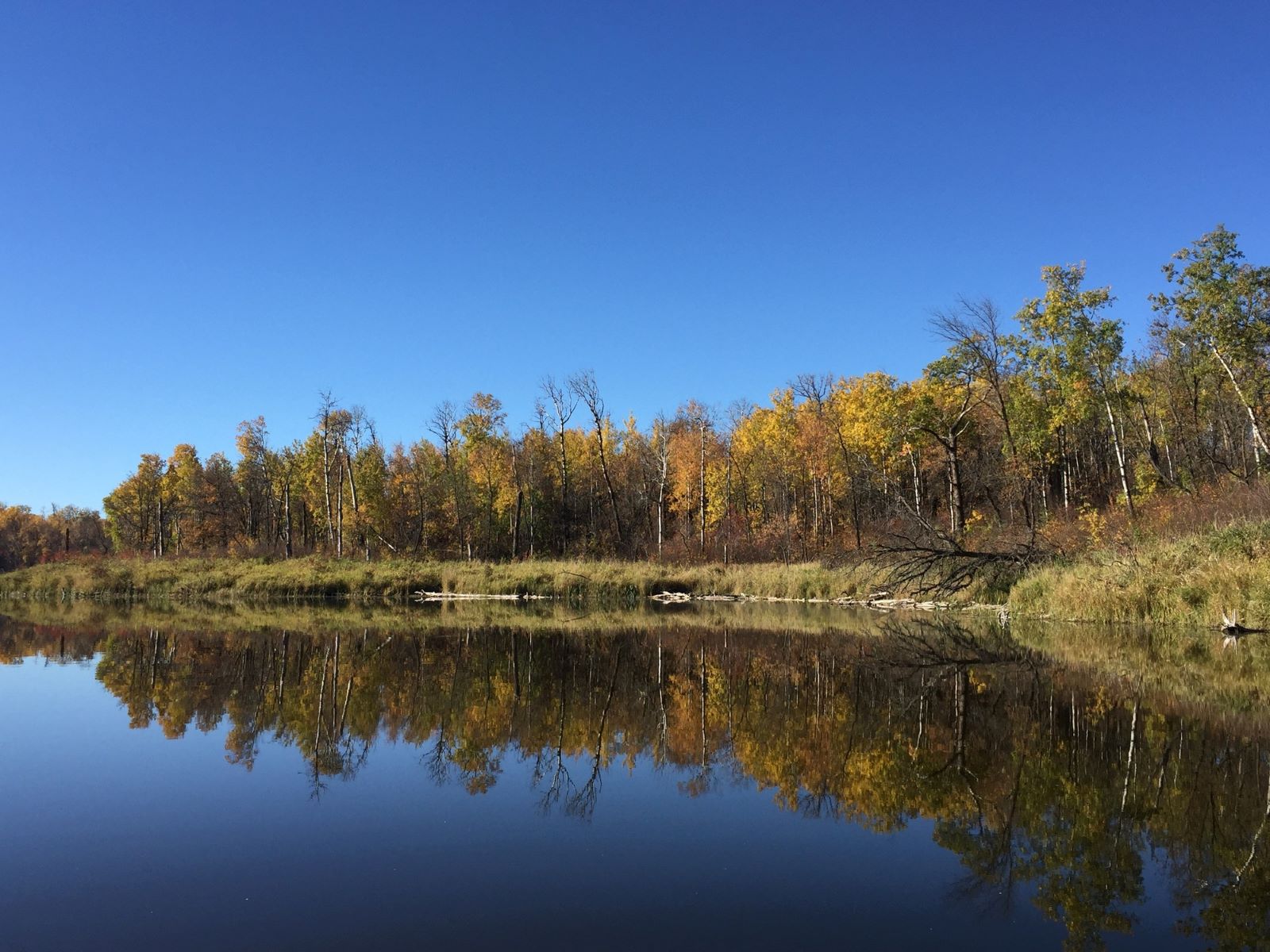 adventures-await-in-lake-metigoshes-turtle-mountains