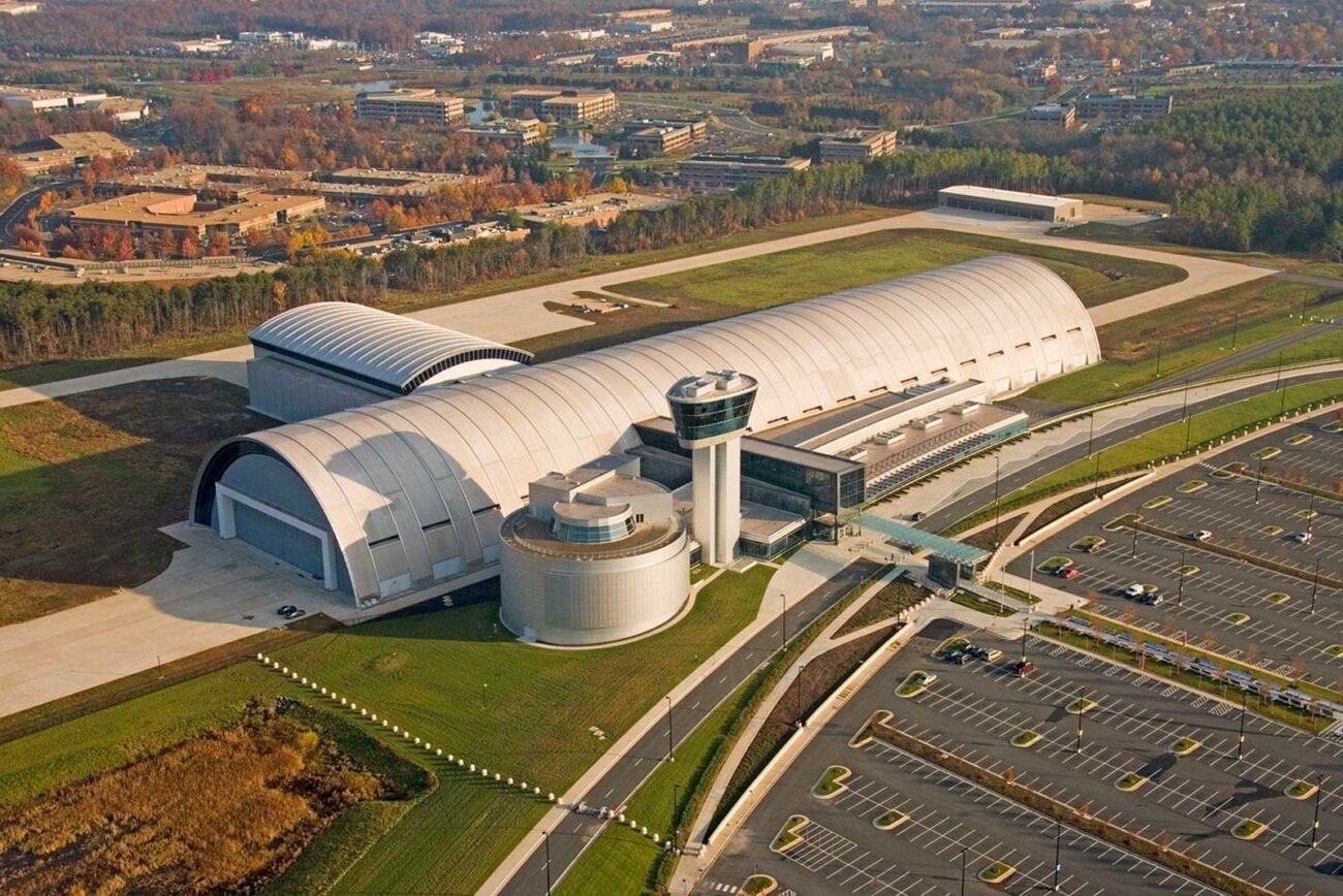 aviation-wonders-at-fairfaxs-udvar-hazy-center