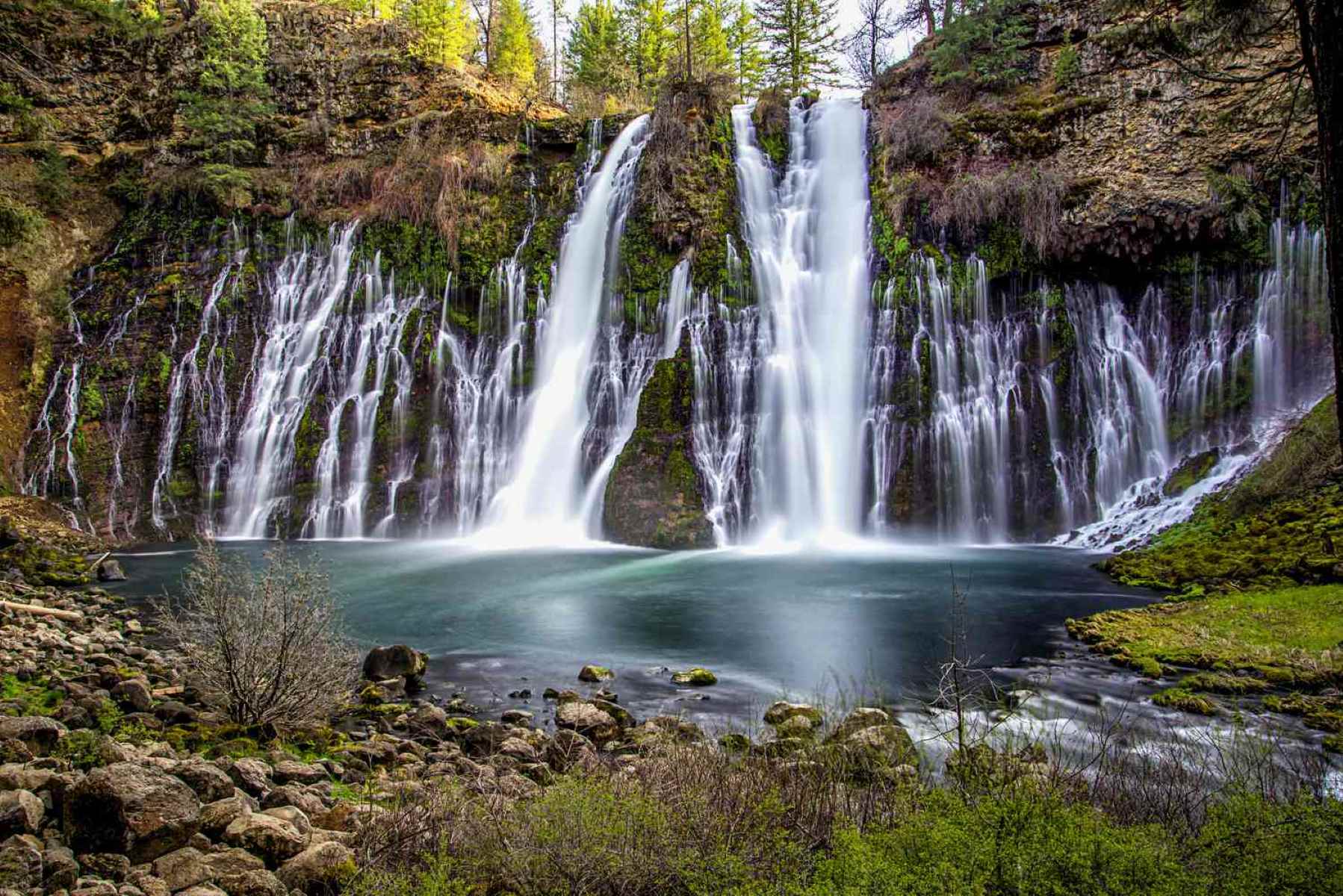 burney-falls-majestic-129-foot-cascade