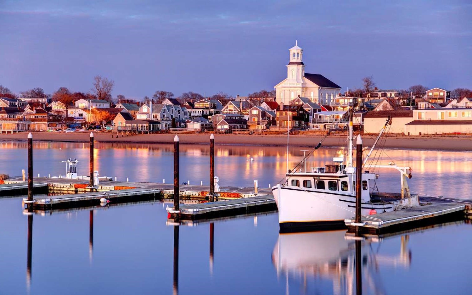 cape-cods-provincetown-artistic-haven-at-lands-end