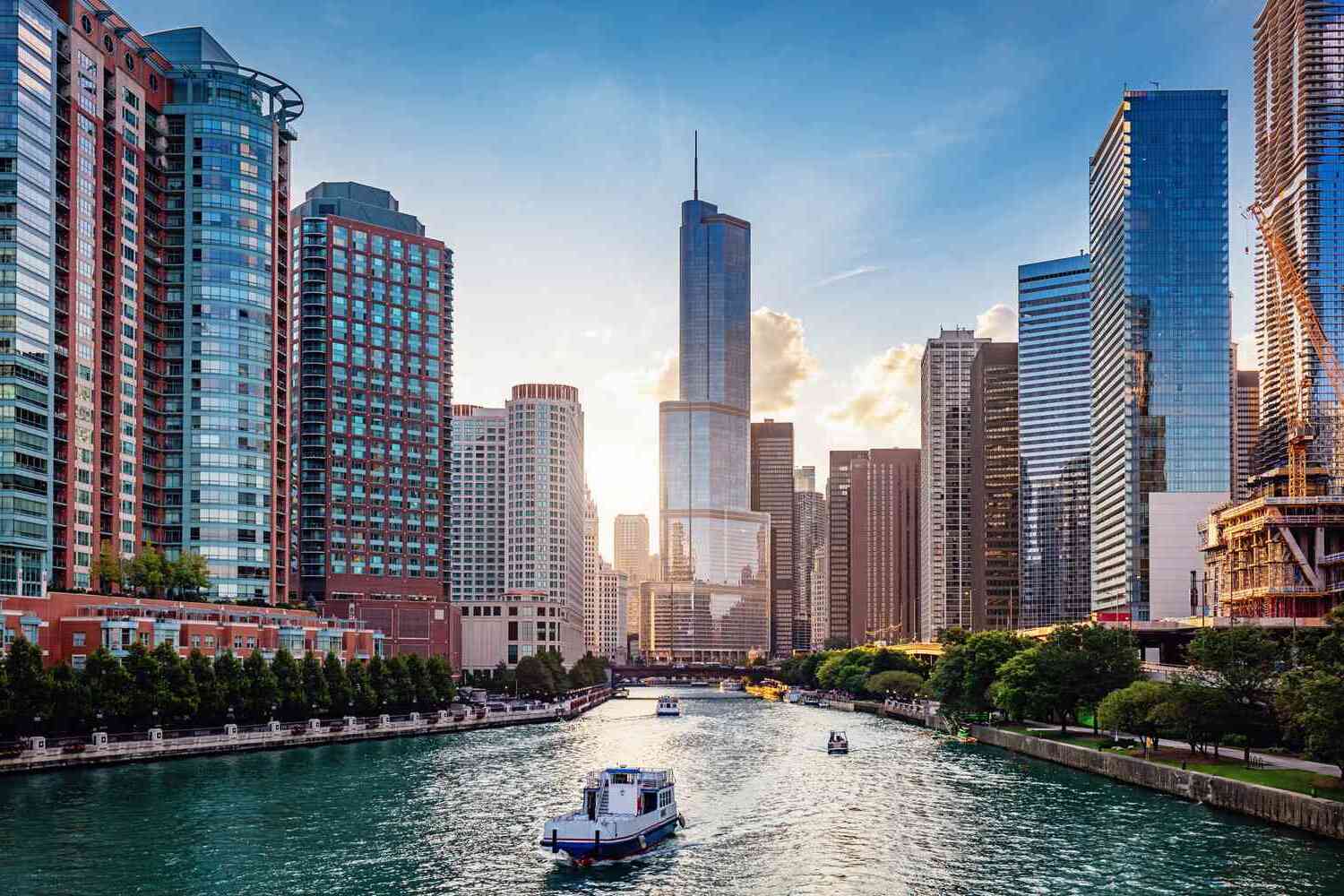chicagos-magnificent-mile-shop-til-you-drop