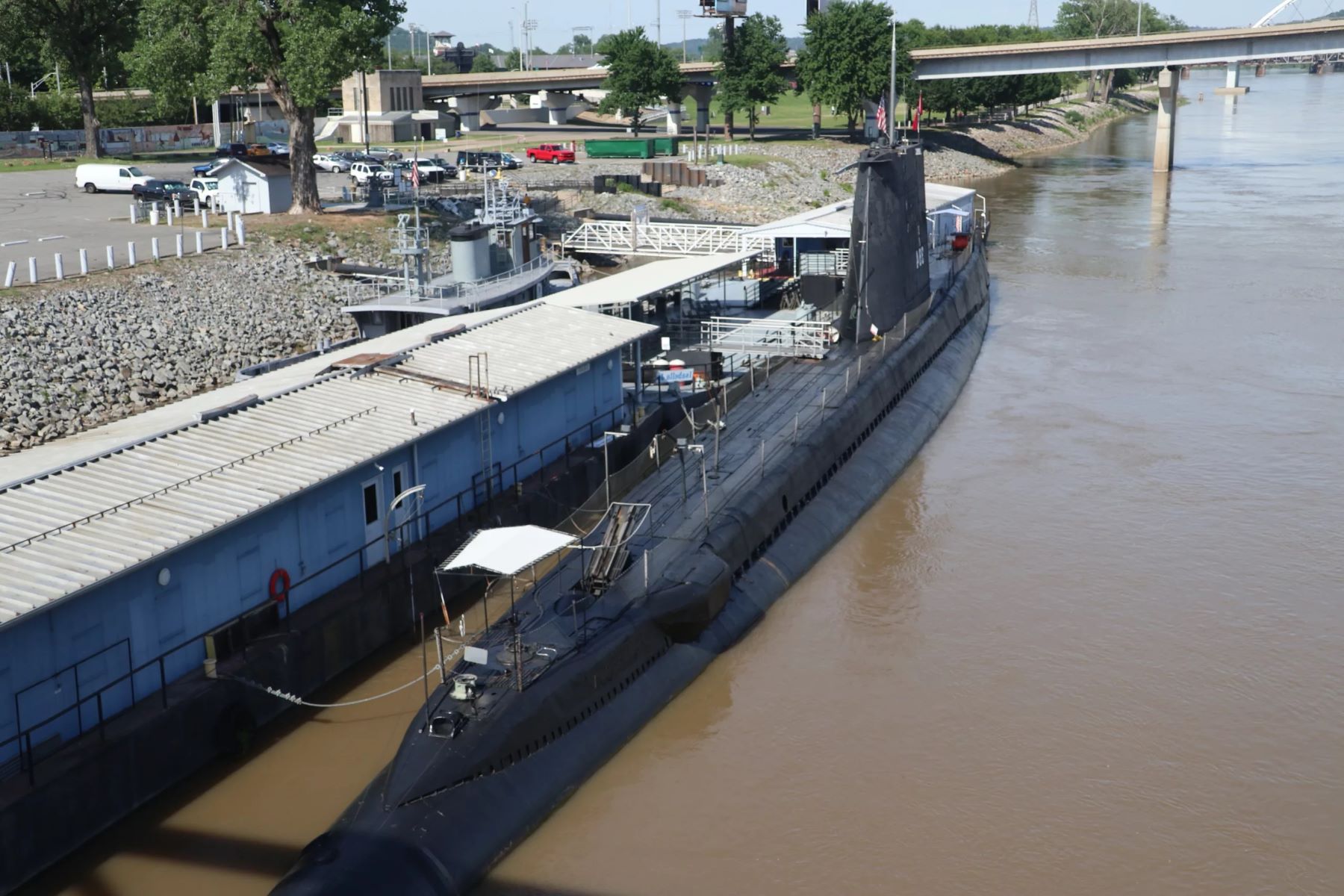 dive-into-history-at-arkansas-wwii-submarine-museum