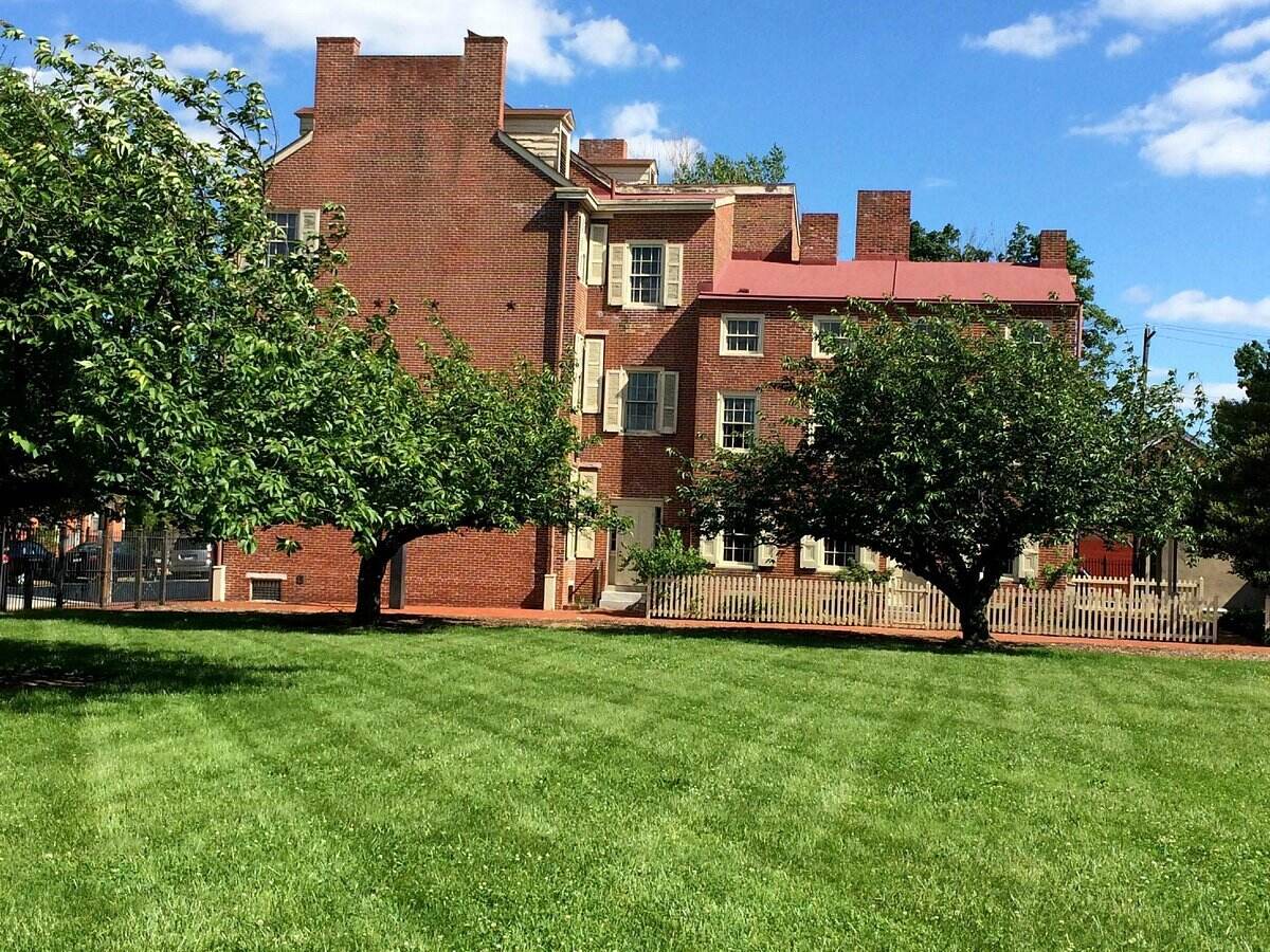 edgar-allan-poe-national-historic-site-pennsylvanias-literary-legend
