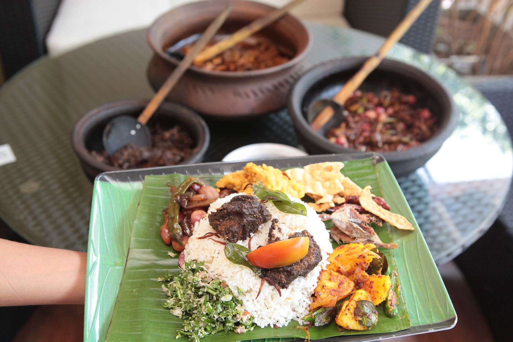 Hidden-Culinary-Gems-10-Must-Try-Sri-Lankan-Restaurants-In-Colombo hidden-culinary-gems-10-must-try-sri-lankan-restaurants-in-colombo