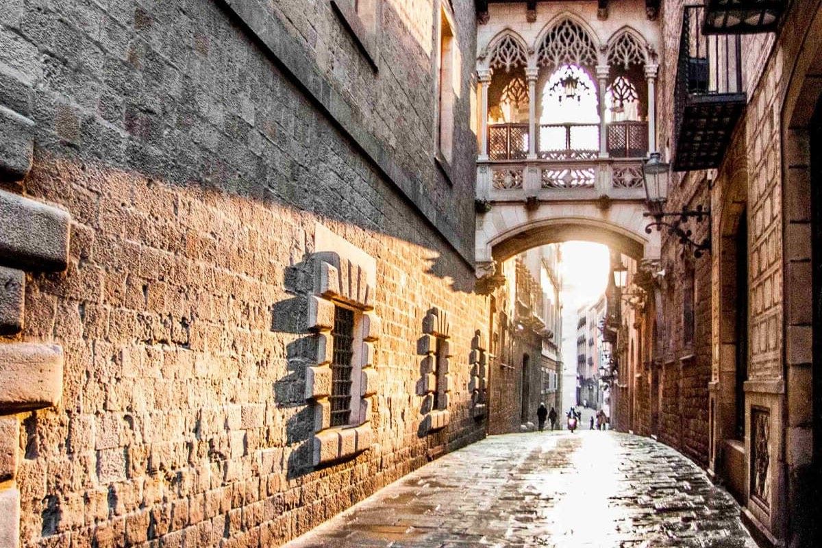 Hidden-Gems-And-Must-See-Spots-In-Barrio-Gótico-Barcelona hidden-gems-and-must-see-spots-in-barrio-gotico-barcelona