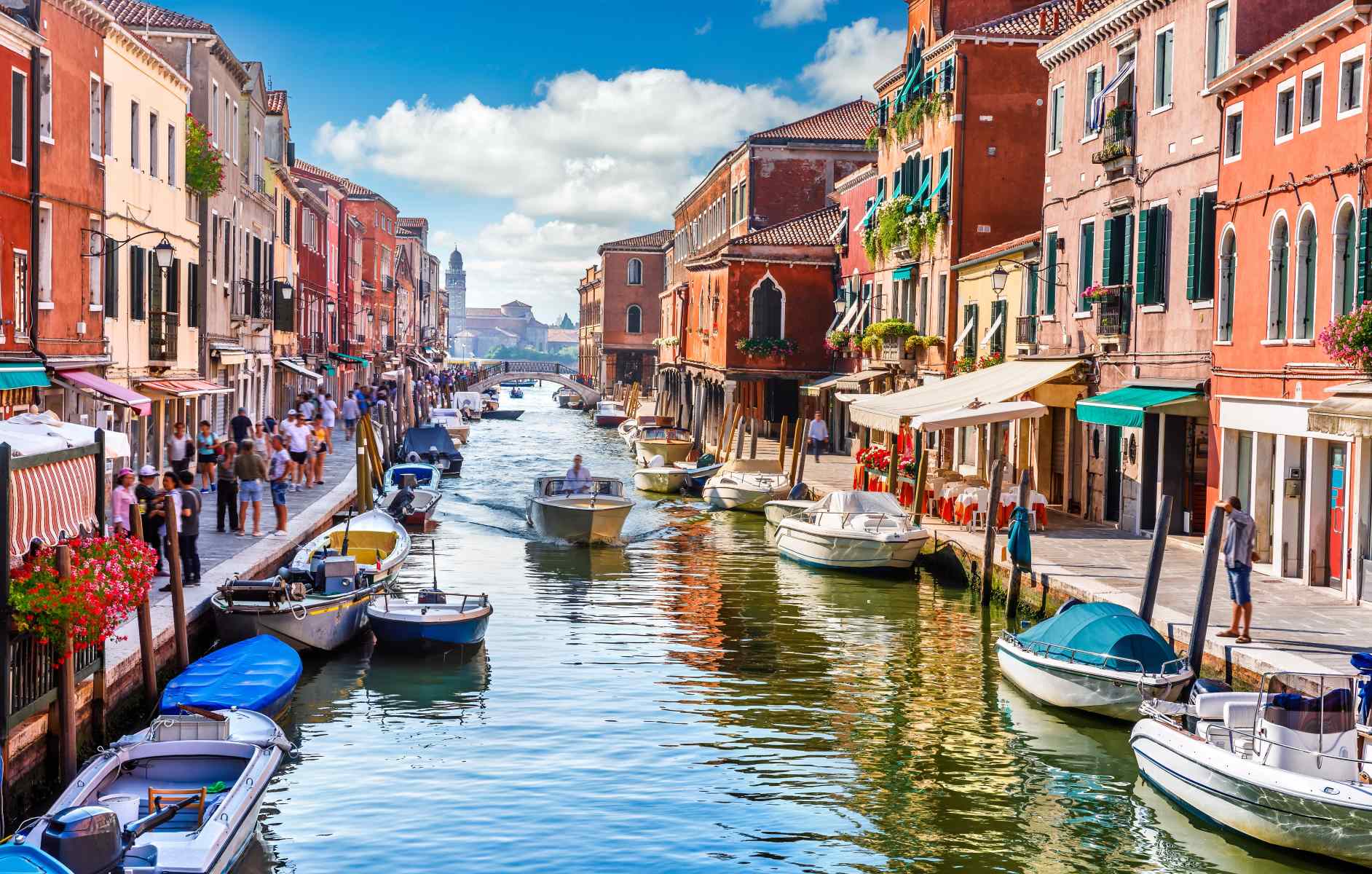 Hidden-Gems-And-Must-See-Wonders-In-Murano-Venice hidden-gems-and-must-see-wonders-in-murano-venice