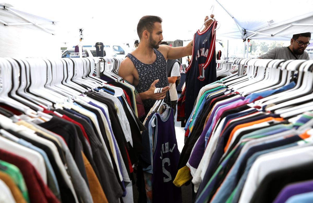Hidden-Gems-Las-Vegas-Flea-Markets-And-Thrift-Stores-You-Can8217t-Miss hidden-gems-las-vegas-flea-markets-and-thrift-stores-you-cant-miss