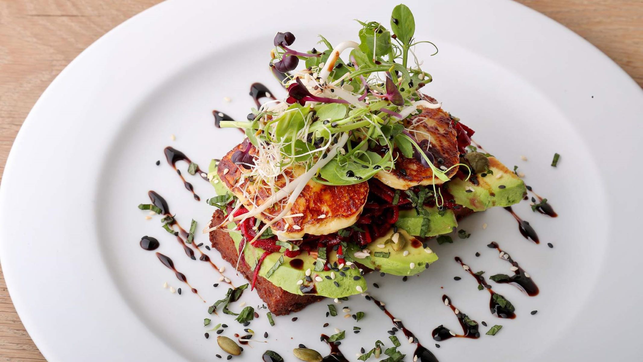 hidden-gems-vegetarian-and-vegan-restaurants-in-wellington-you-need-to-try