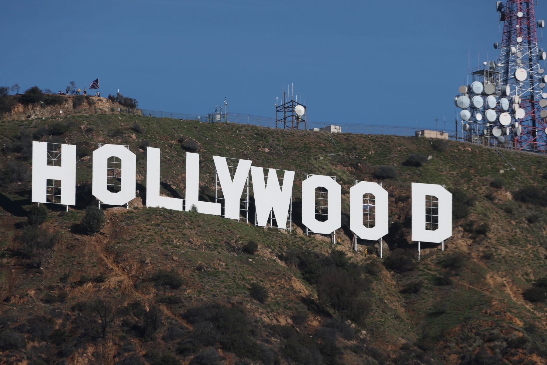 hollywood-sign-los-angeles-iconic-landmark