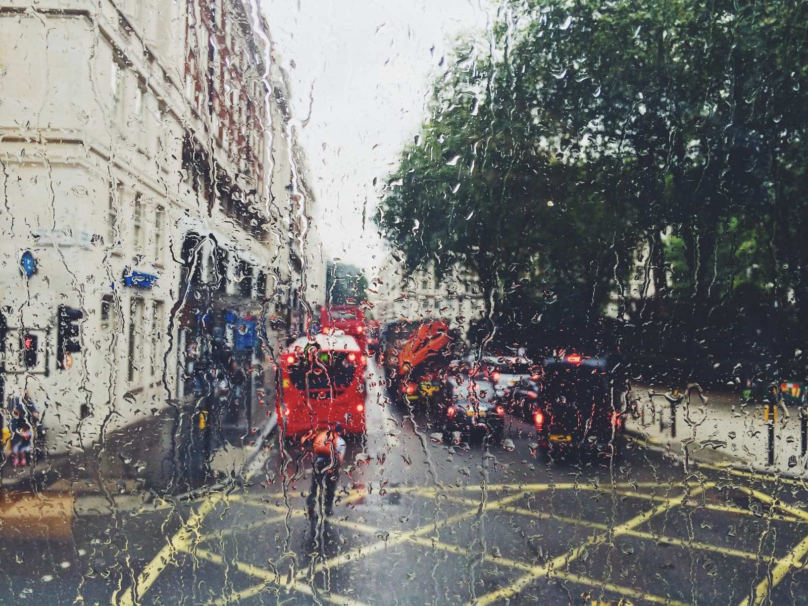 Intriguing-British-Terms-For-Rain-You’ve-Never-Heard-Of intriguing-british-terms-for-rain-youve-never-heard-of