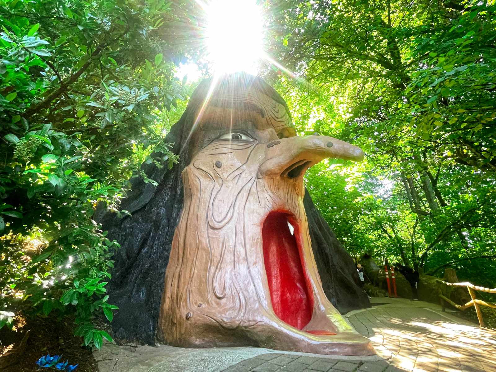 Is-This-Fairytale-Amusement-Park-In-Oregon-Secretly-Haunted is-this-fairytale-amusement-park-in-oregon-secretly-haunted