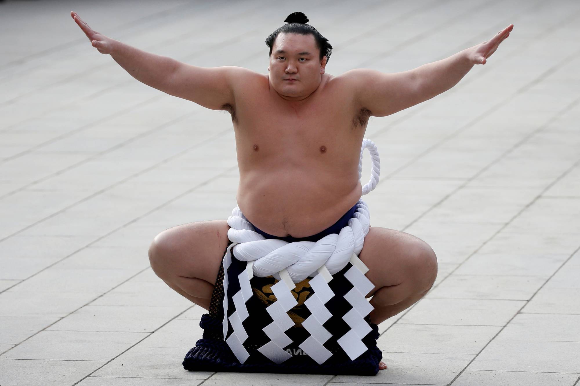 Japan8217s-12-Legendary-Sumo-Wrestlers-You-Need-To-Know-About japans-12-legendary-sumo-wrestlers-you-need-to-know-about