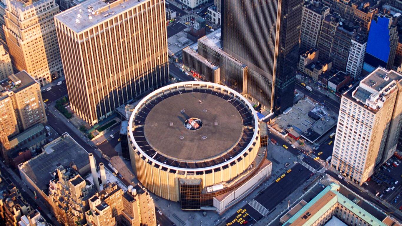 madison-square-garden-new-yorks-iconic-arena