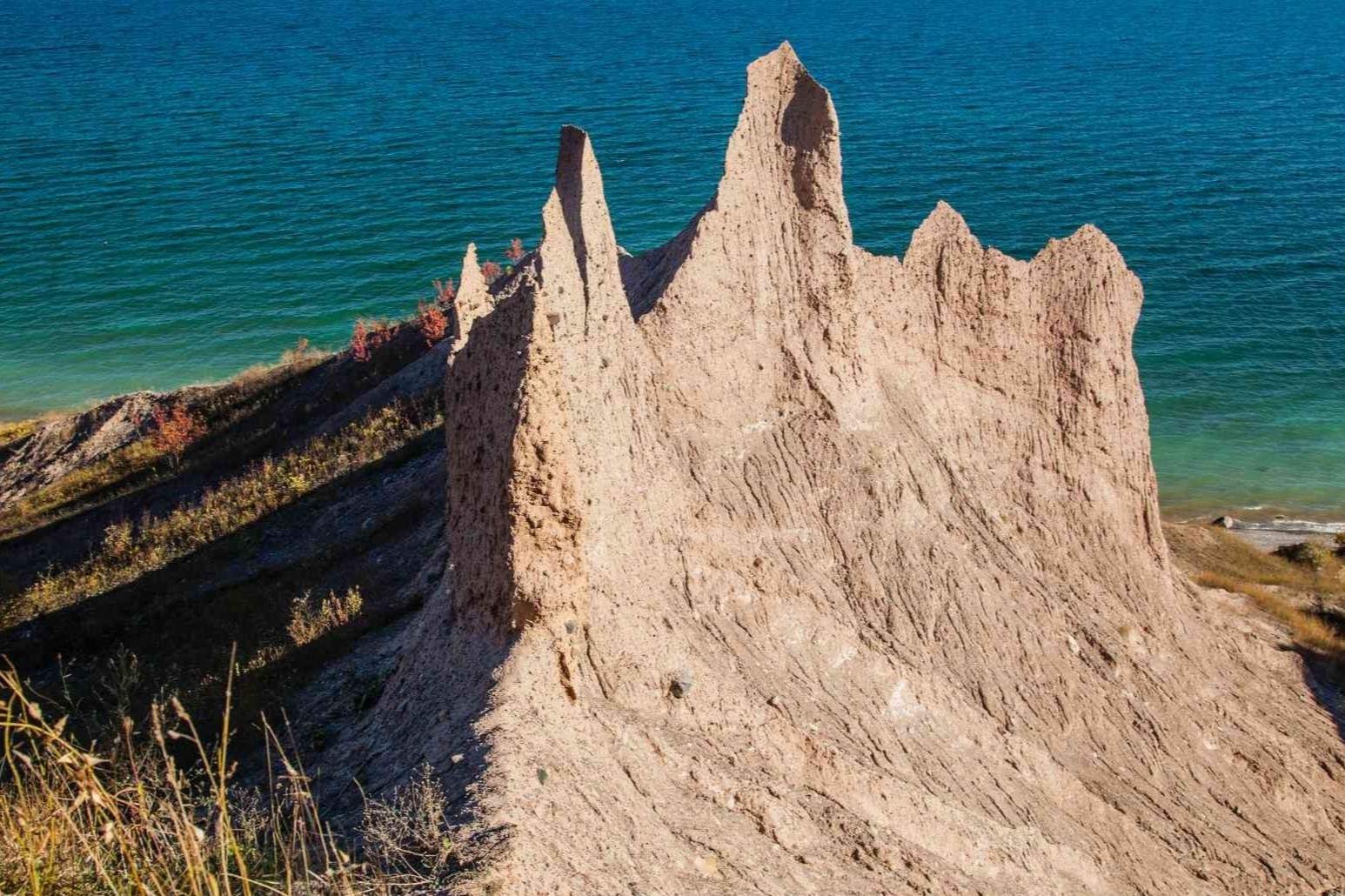 marvel-at-chimney-bluffs-state-parks-majestic-clay-spires