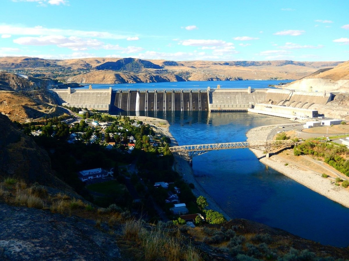 marvel-at-the-grand-coulee-dams-engineering-wonder