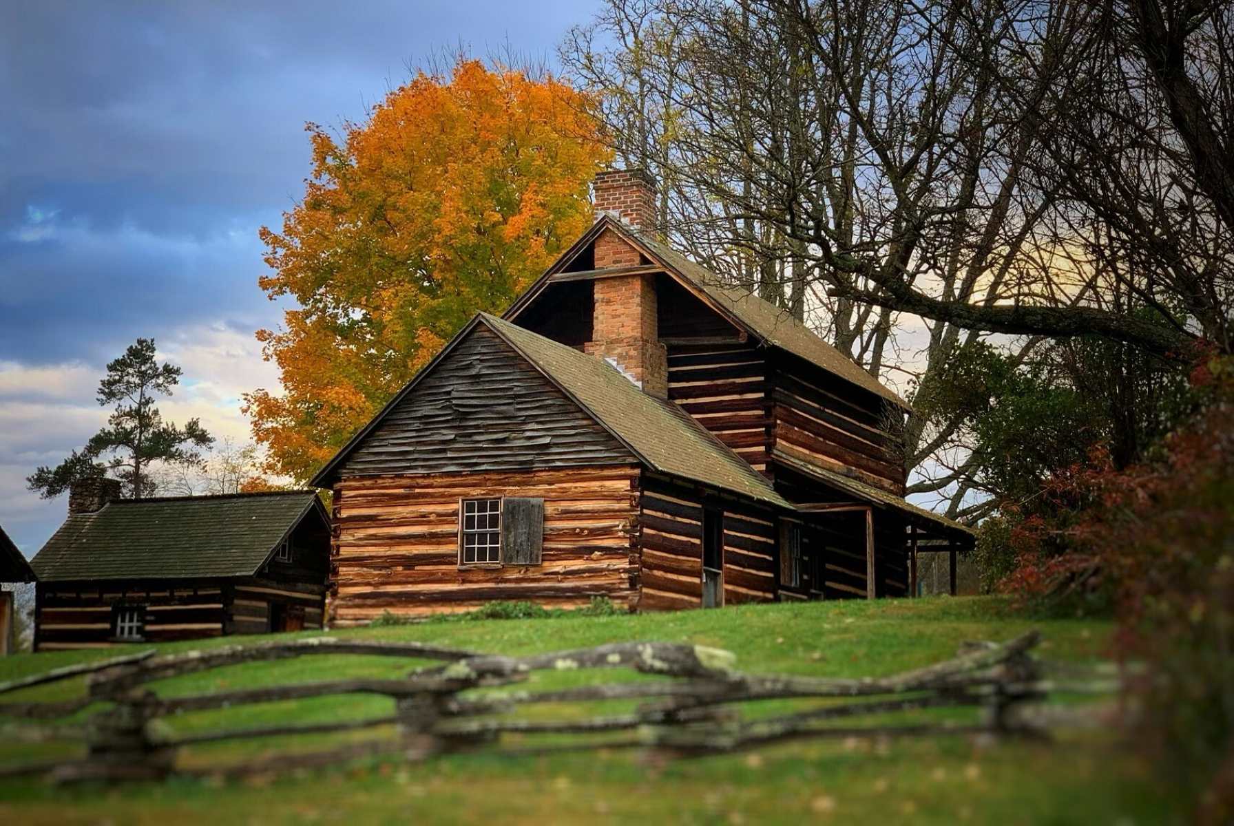 mountain-farm-life-at-vance-birthplace