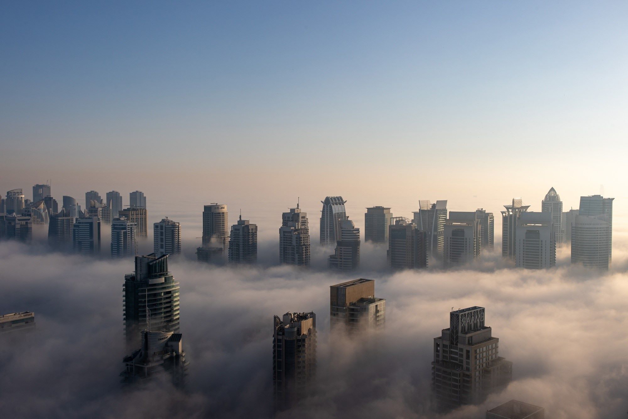 mysteries-of-dubais-enigmatic-fog