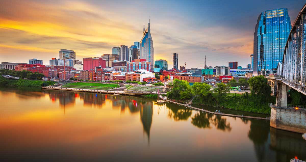 nashville-honky-tonk-crawl-country-music-immersion