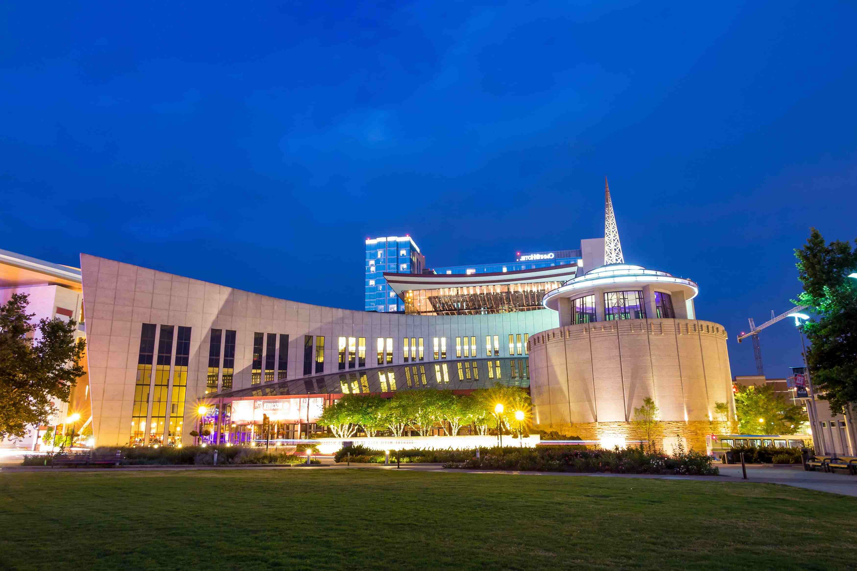 nashvilles-country-music-hall-of-fame-twang-central
