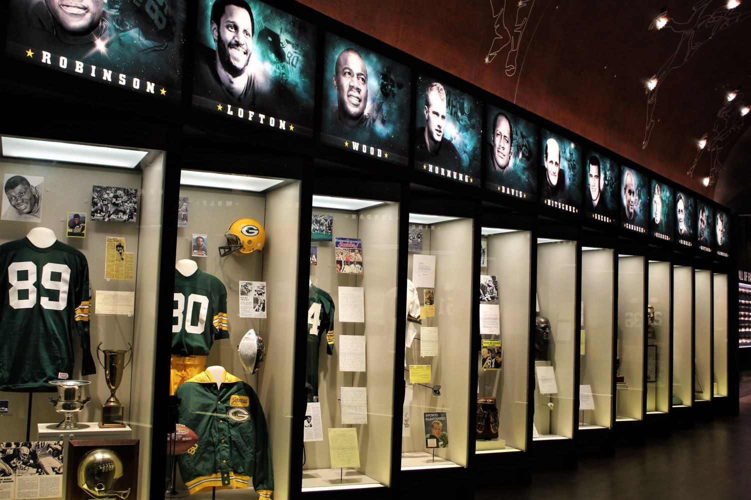 packers-hall-of-fame-green-bays-gridiron-glory