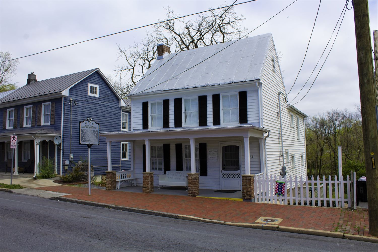 patsy-cline-historic-house-winchesters-country-star-home