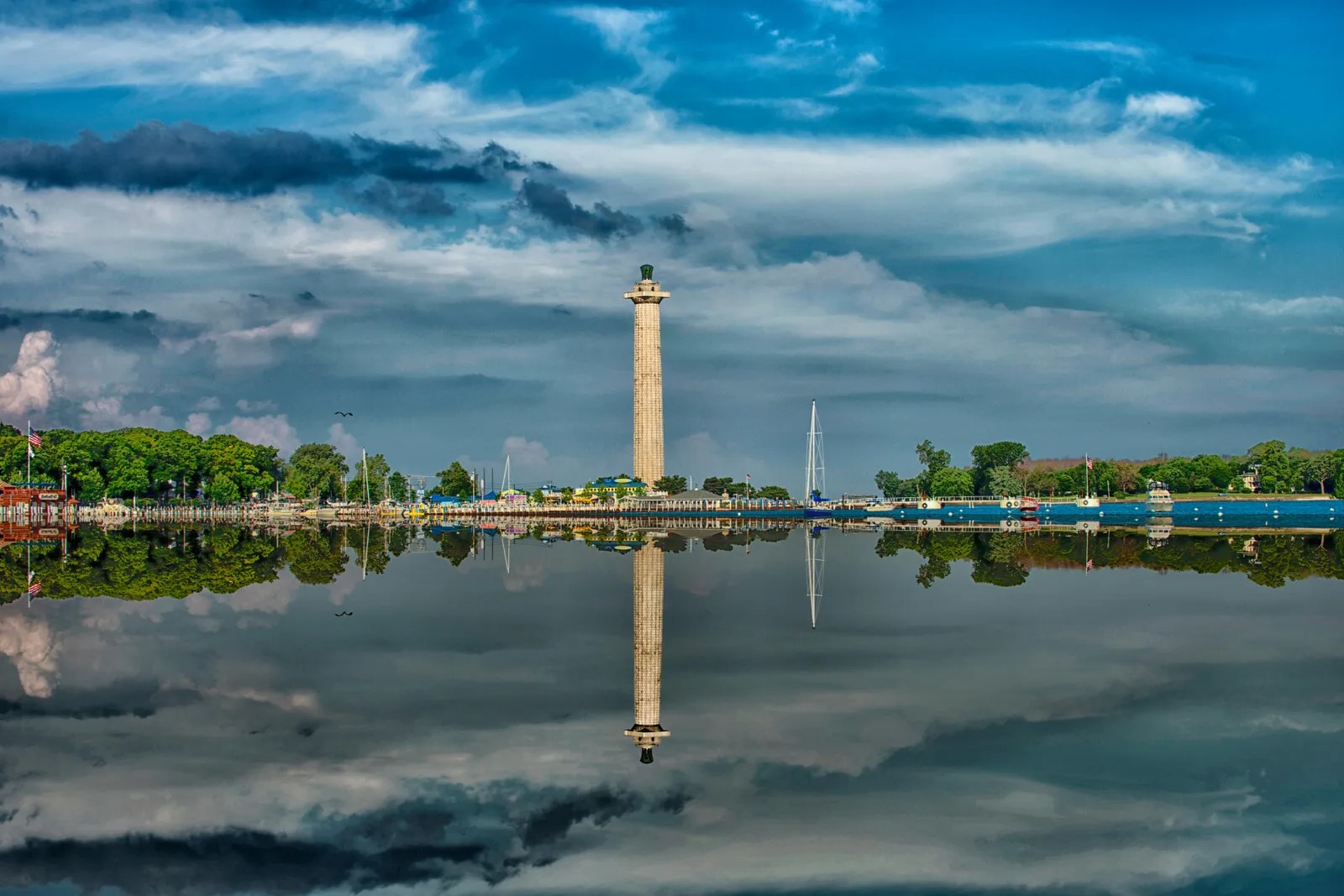 Perry8217s-Victory-And-International-Peace-Memorial-8211-Ohio8217s-War-Of-1812-Monument perrys-victory-and-international-peace-memorial-ohios-war-of-1812-monument