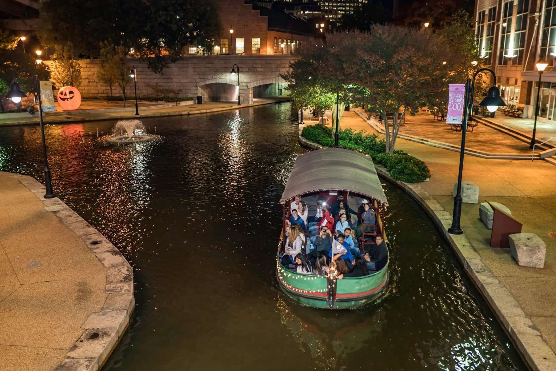 Richmond8217s-Enchanting-Canal-Adventure richmonds-enchanting-canal-adventure