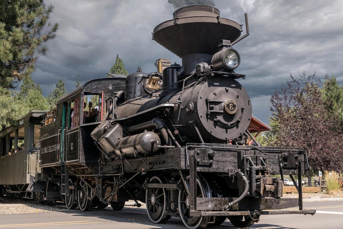 ride-the-thrilling-sumpter-valley-gold-rush-steam-train